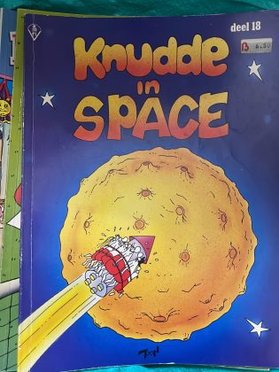 Cover van Knudde in space