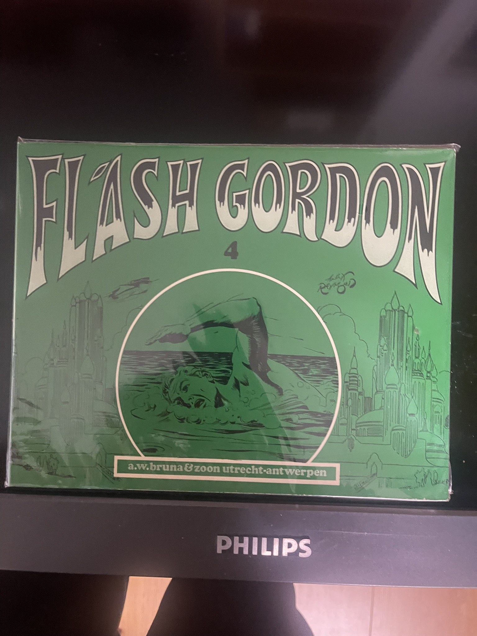 Cover van Flash Gordon 4