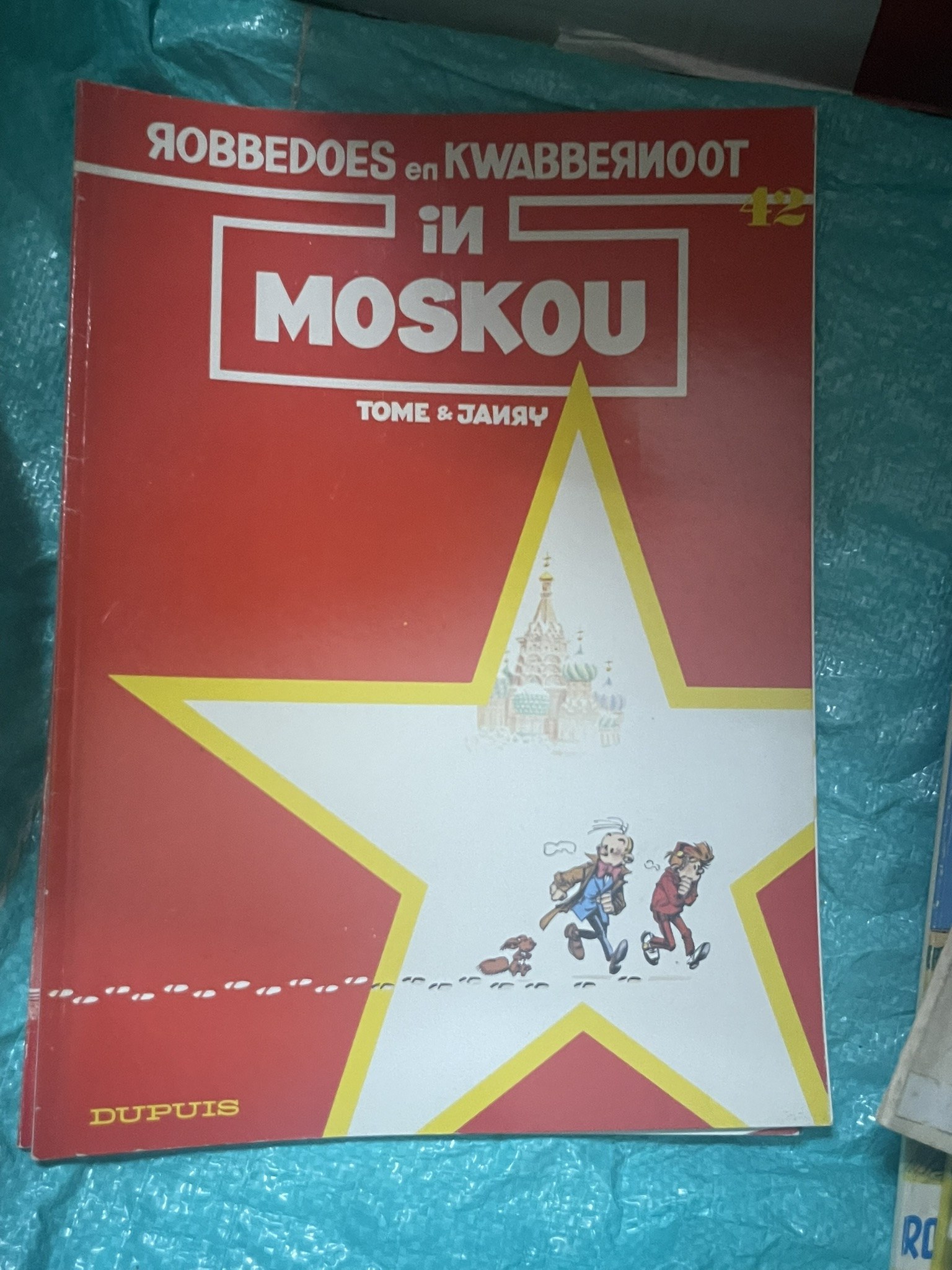 Cover van Robbedoes en Kwabbernoot in Moskou