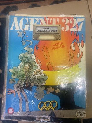 Cover van Dossier Dozijn min twee