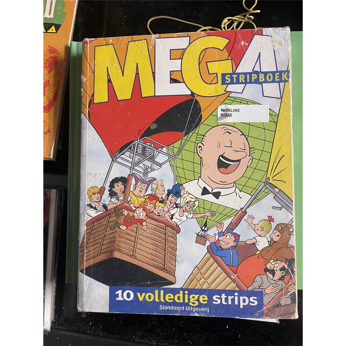 Mega stripboek 8 - 10 volledige strips (2004)