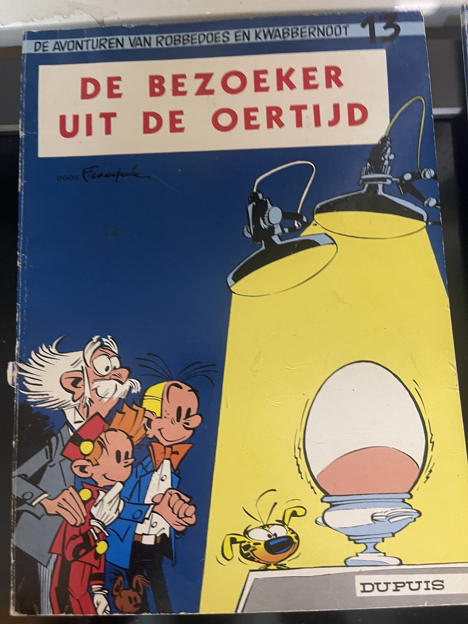 Cover van De bezoeker uit de oertijd