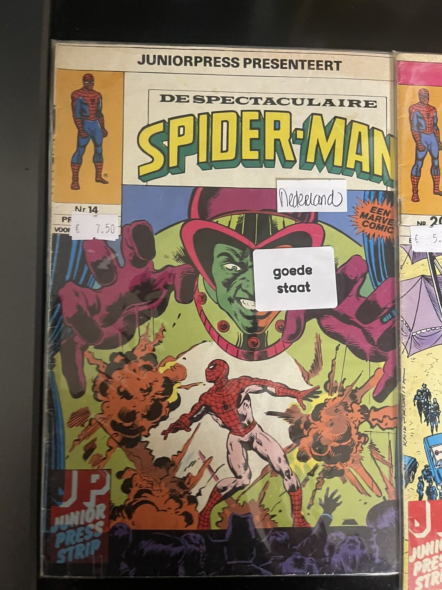 Cover van De spectaculaire Spider-Man 14