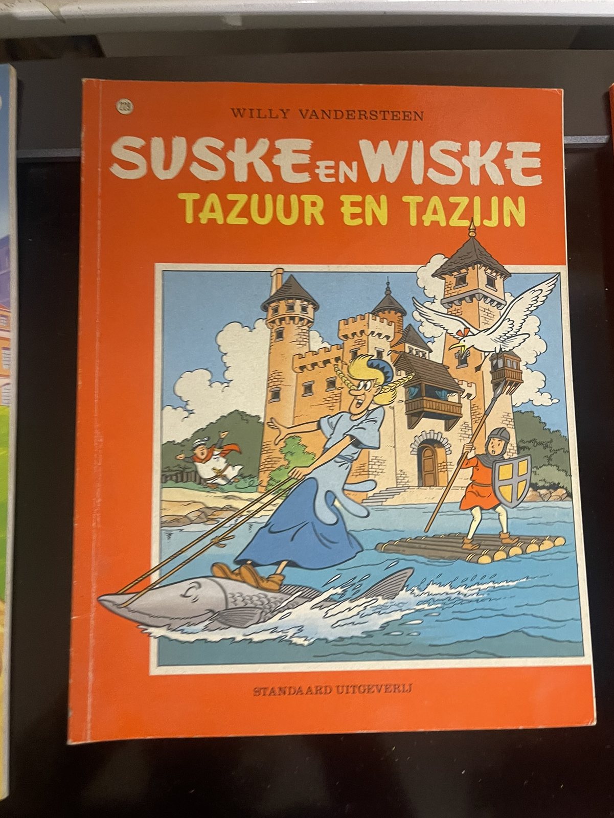 Cover van Tazuur en Tazijn