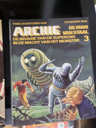 Cover van De invasie van de Superons + In de macht van het monster