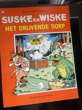 Cover van Het drijvende dorp