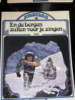 Cover van En de bergen zullen voor je zingen