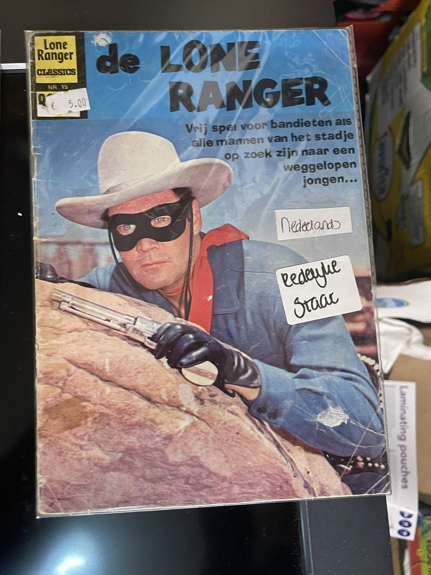 Cover van Vrij spel voor bandieten als alle mannen van het stadje op zoek zijn naar een weggelopen jongen...