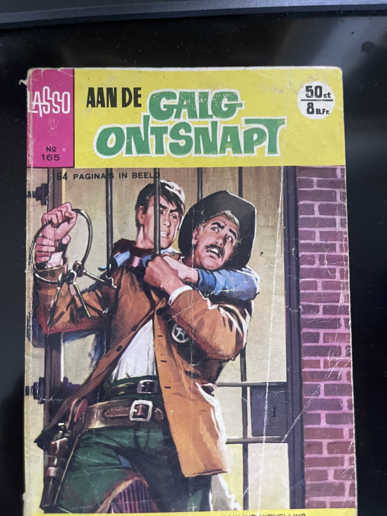 Cover van Aan de beul ontsnapt