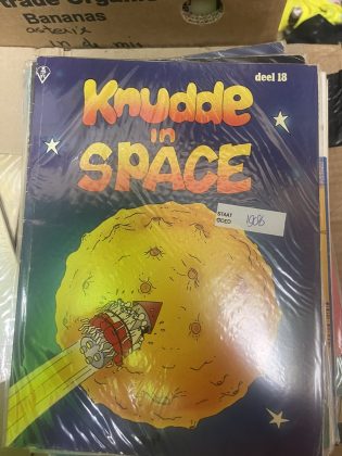 Knudde in space