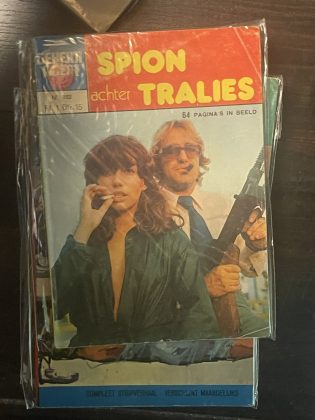 Cover van Spion achter tralies