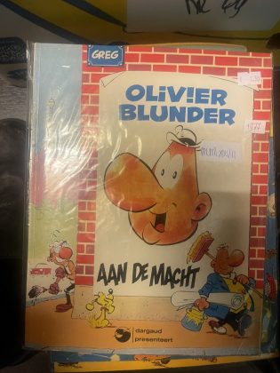 Cover van Olivier Blunder aan de macht