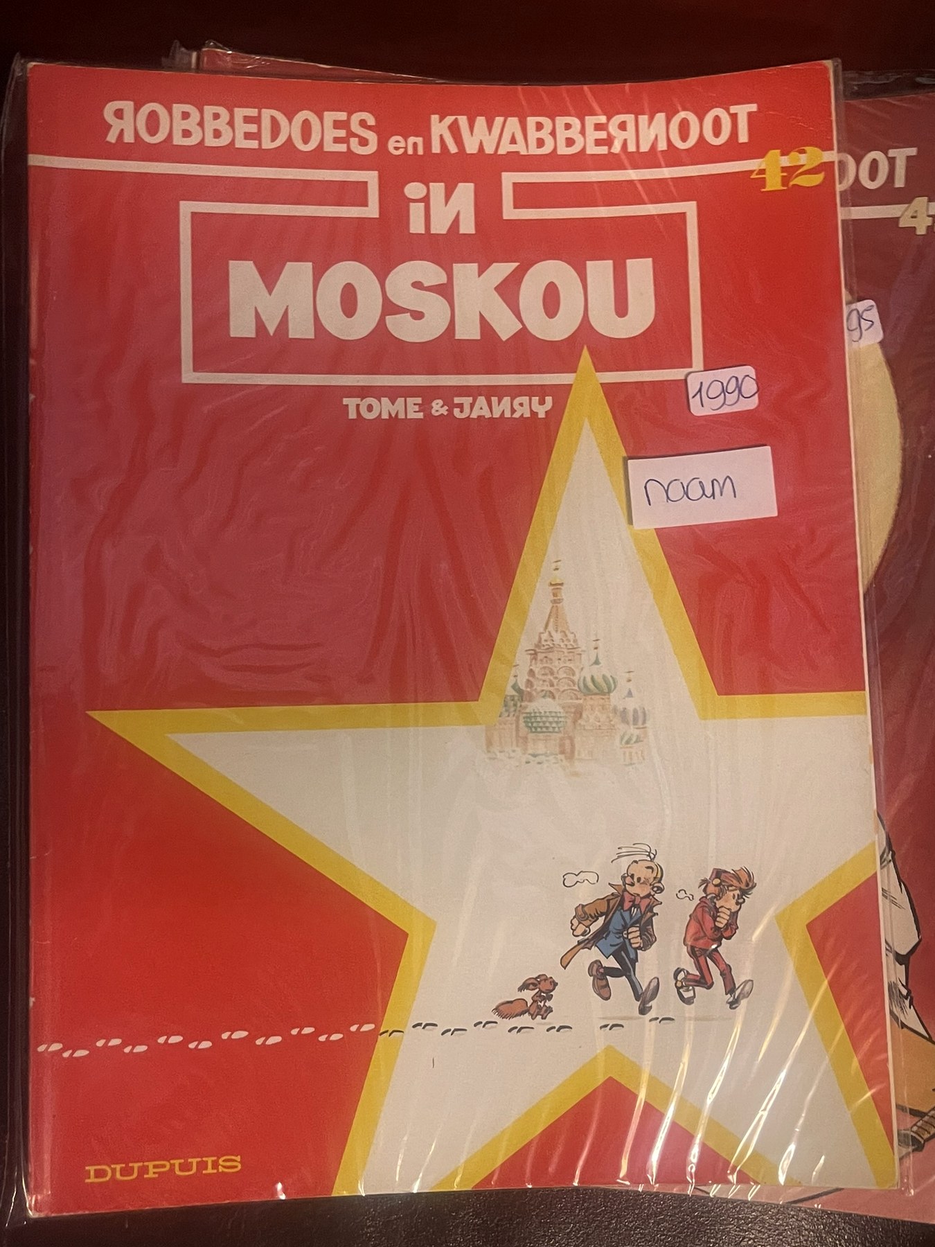 Cover van Robbedoes en Kwabbernoot in Moskou