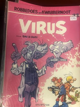 Cover van Virus