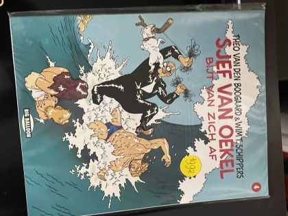 Cover van Sjef van Oekel bijt van zich af