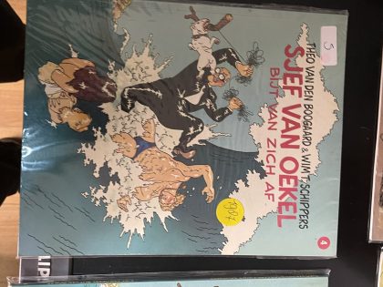 Cover van Sjef van Oekel bijt van zich af