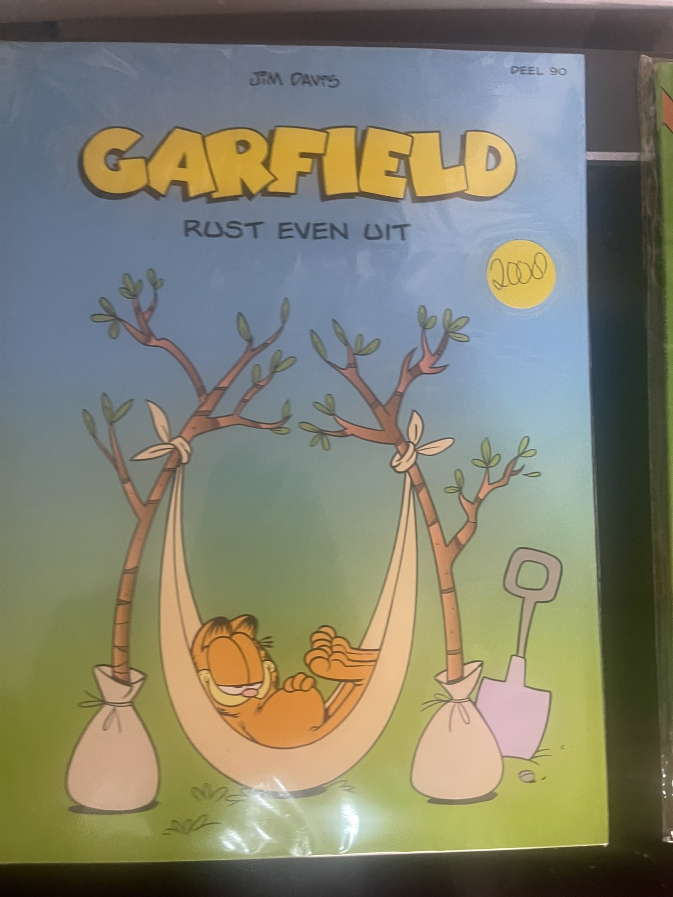 Cover van Garfield rust even uit