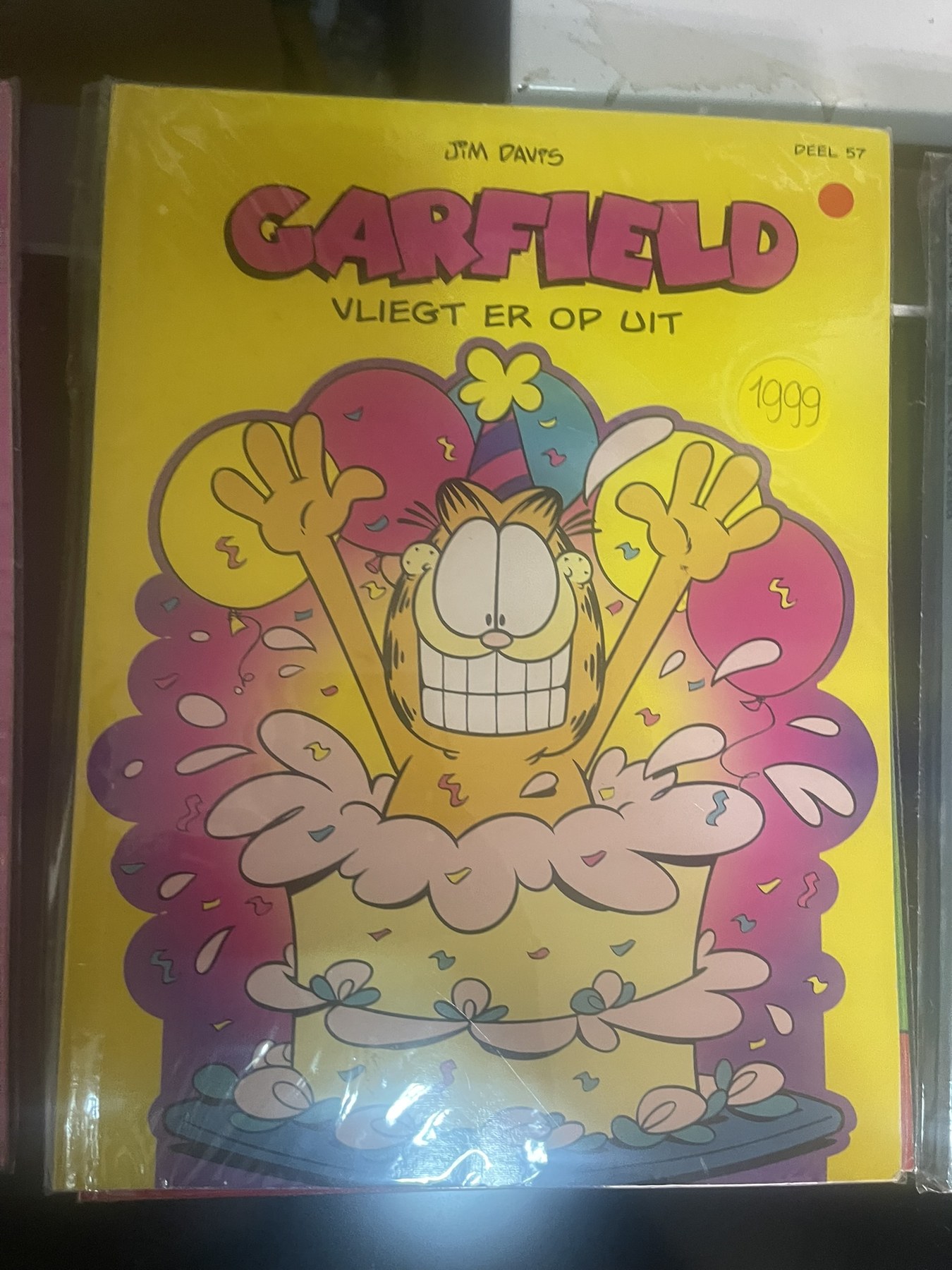 Cover van Garfield vliegt er op uit