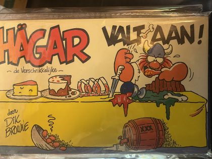 Cover van Hägar valt aan!