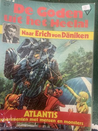 Cover van Atlantis - Experimenten met mensen en monsters