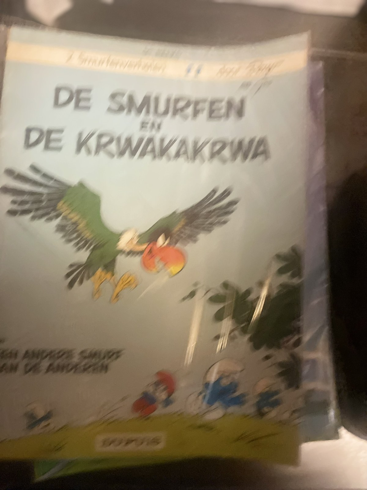 Cover van De Smurfen en de Krwakakrwa + Een andere Smurf dan de anderen