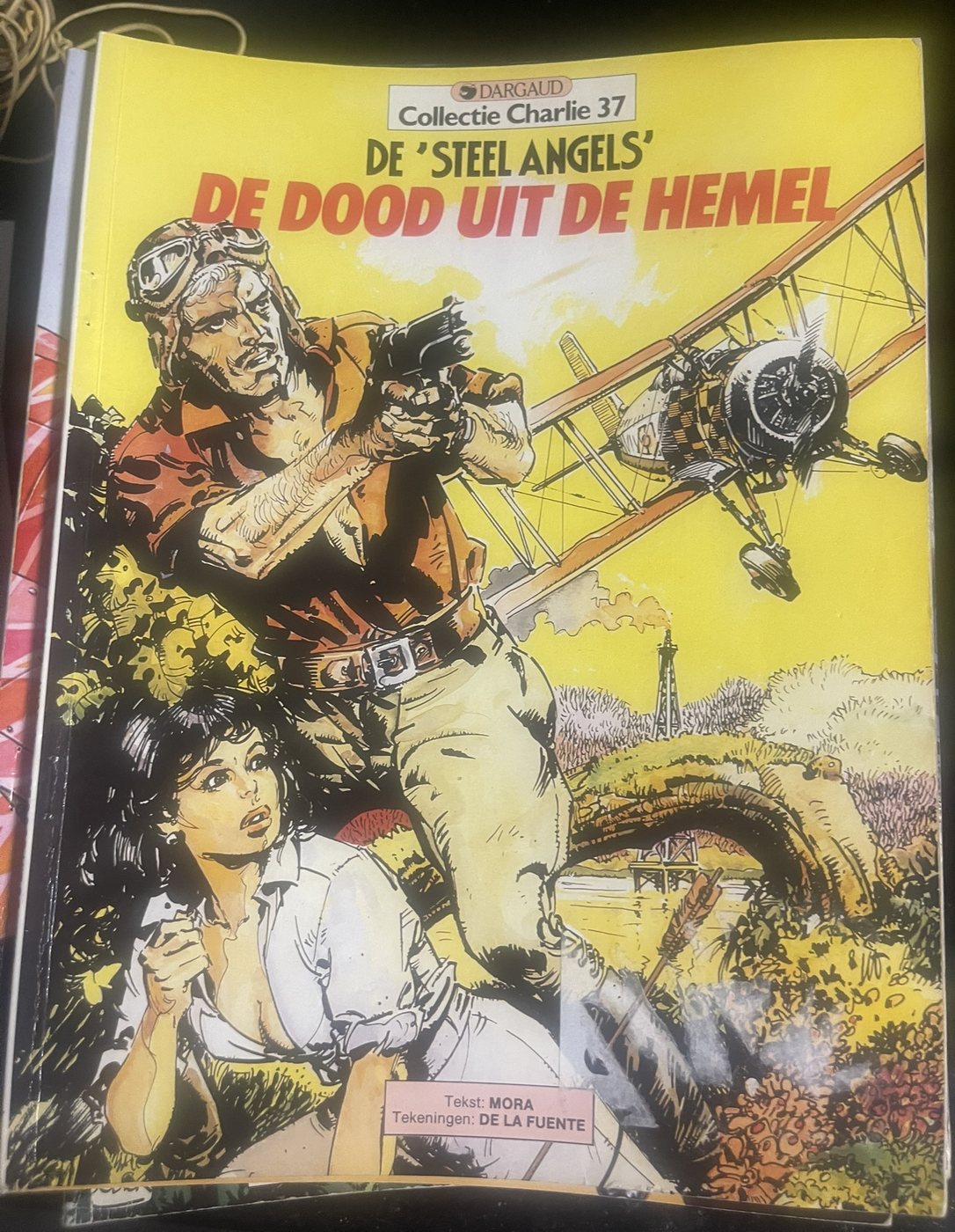 De Steel Angels 37 - De dood uit de hemel
