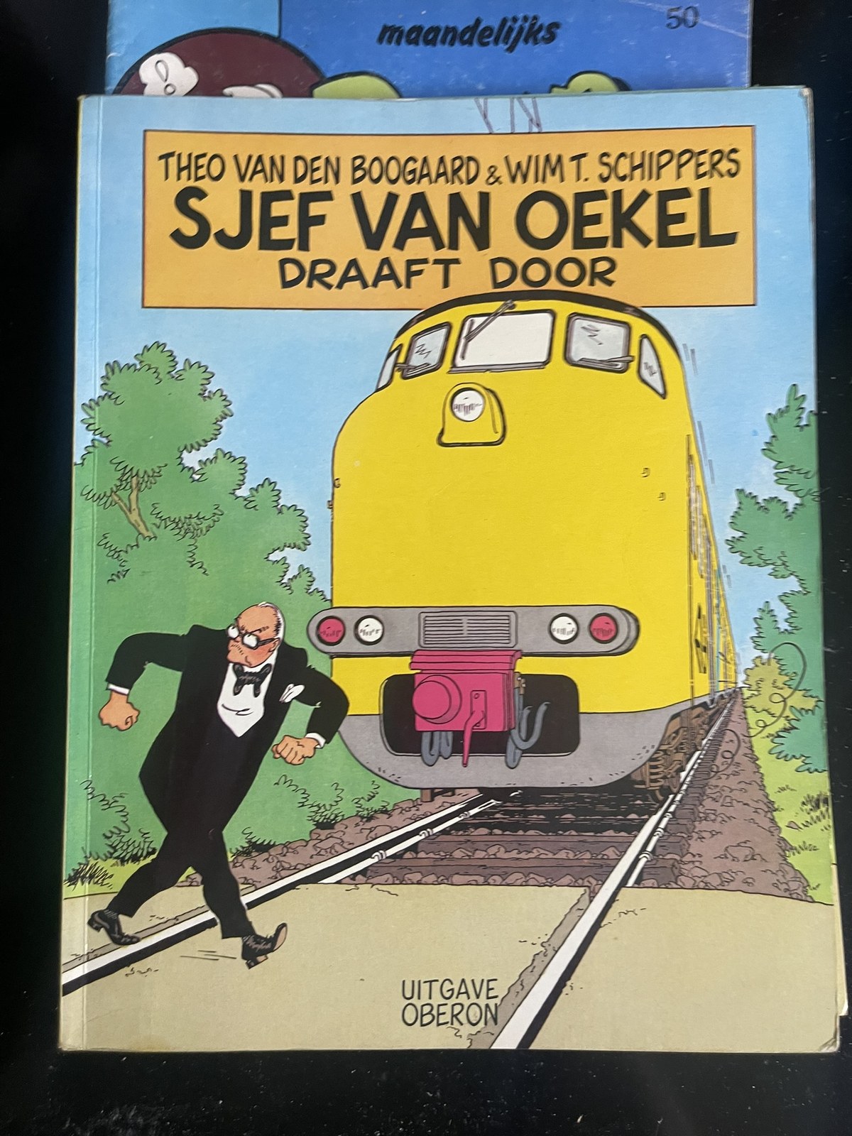 Sjef van Oekel 1 - Draaft door