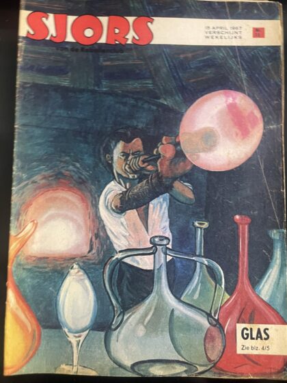 Cover van Uit de hoogte