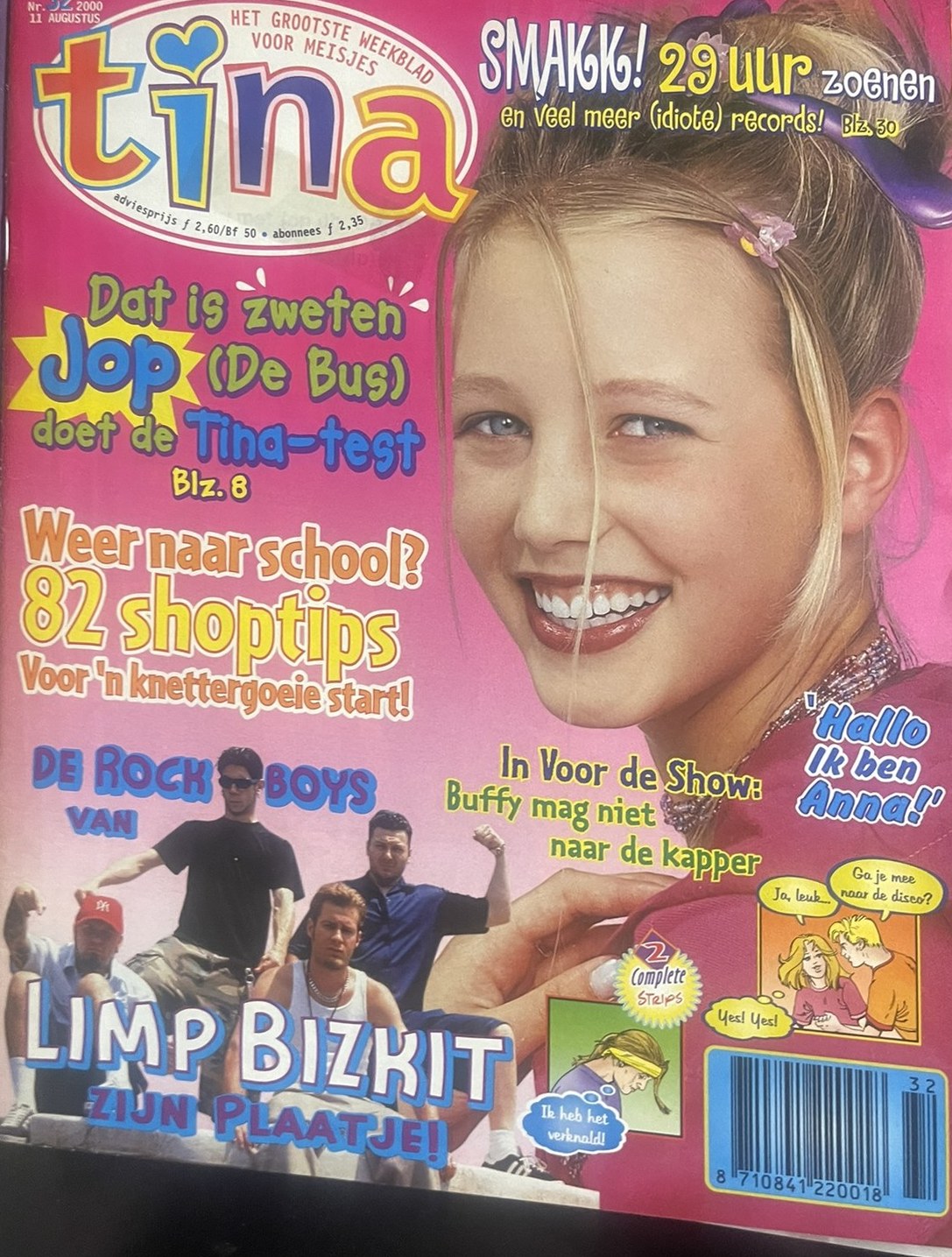 Cover van 2000 nummer 32