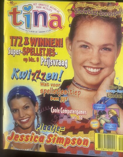 Cover van 2000 nummer 40