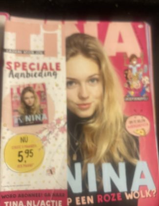 Cover van Tina 44