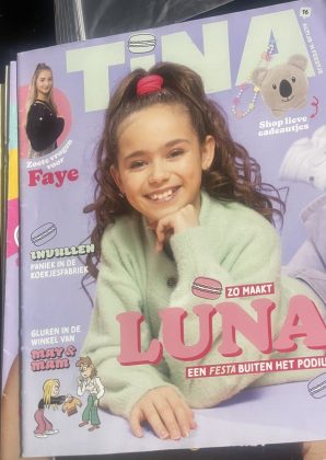 Cover van Tina 16