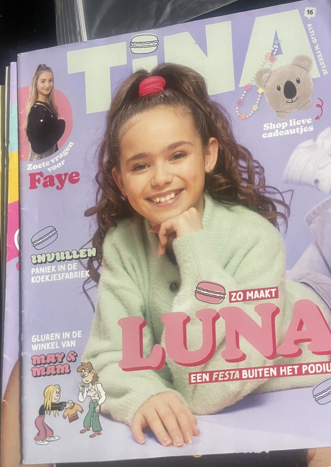 Cover van Tina 16